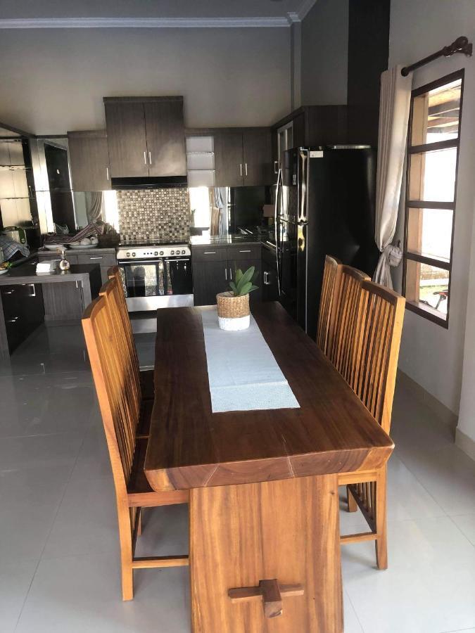 Villa Tiller 1 Narmada Ngoại thất bức ảnh